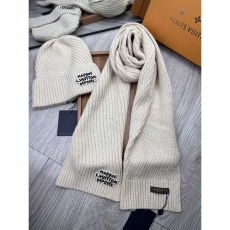 Louis Vuitton Caps Scarfs